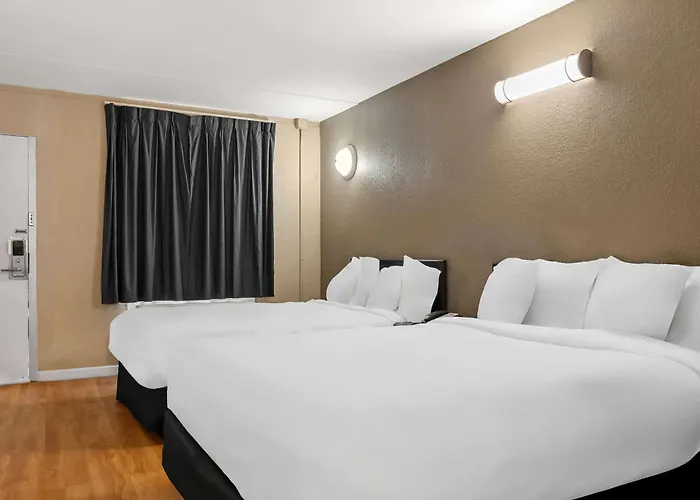 Signature 2* Danville